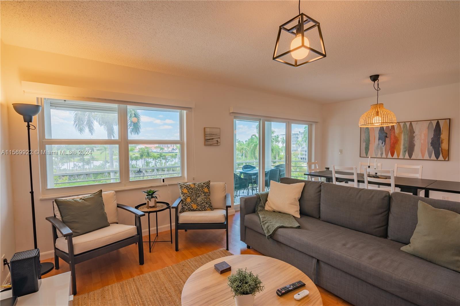 Hallandale Beach, Florida 33009, 2 Bedrooms Bedrooms, ,2 BathroomsBathrooms,Residential,For Sale,A11569922