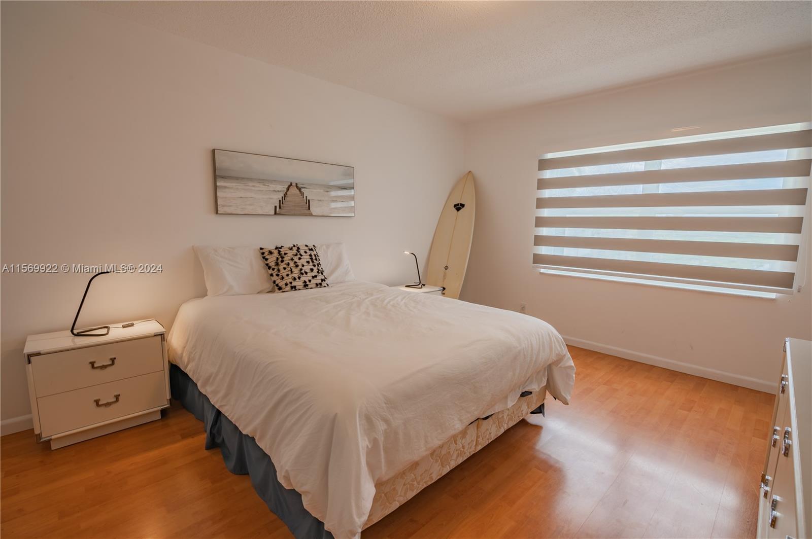 Hallandale Beach, Florida 33009, 2 Bedrooms Bedrooms, ,2 BathroomsBathrooms,Residential,For Sale,A11569922