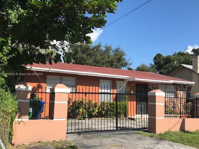 311 NE 57th St 313, Miami, Florida 33137, 2 Bedrooms Bedrooms, ,1 BathroomBathrooms,Residentiallease,For Rent,311 NE 57th St 313,A11569938