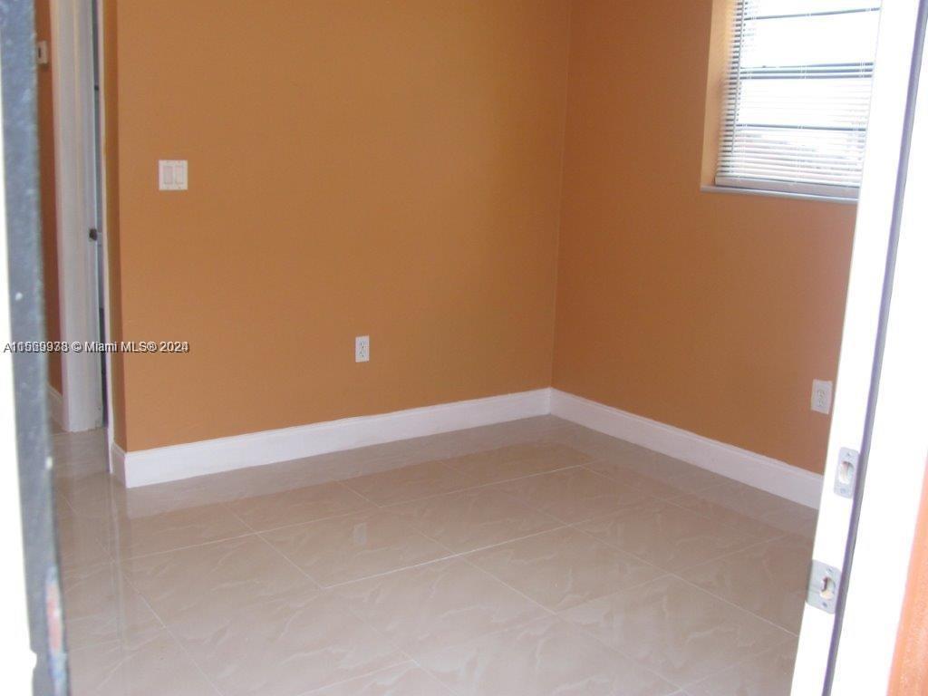 311 NE 57th St 313, Miami, Florida 33137, 2 Bedrooms Bedrooms, ,1 BathroomBathrooms,Residentiallease,For Rent,311 NE 57th St 313,A11569938