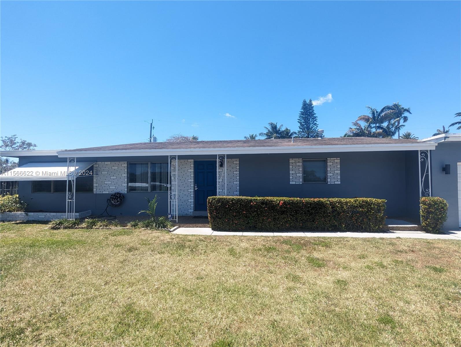 2217 NW 4th Ave  For Sale A11566622, FL