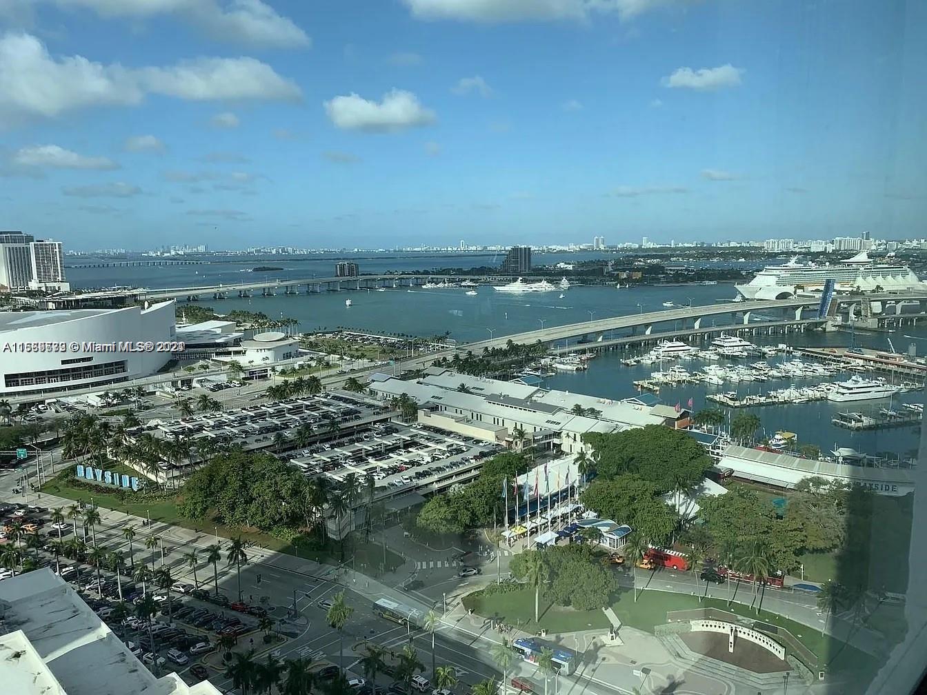244 Biscayne Blvd 1708, Miami, Florida 33132, 2 Bedrooms Bedrooms, ,2 BathroomsBathrooms,Residentiallease,For Rent,244 Biscayne Blvd 1708,A11569579