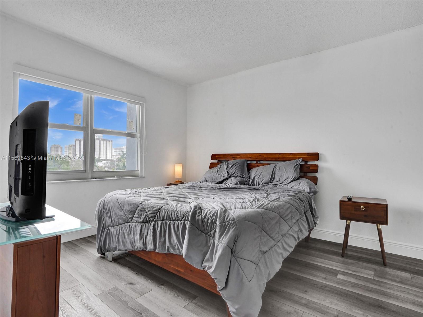 200 Diplomat Pkwy 432, Hallandale Beach, Florida 33009, 1 Bedroom Bedrooms, ,1 BathroomBathrooms,Residential,For Sale,200 Diplomat Pkwy 432,A11569843