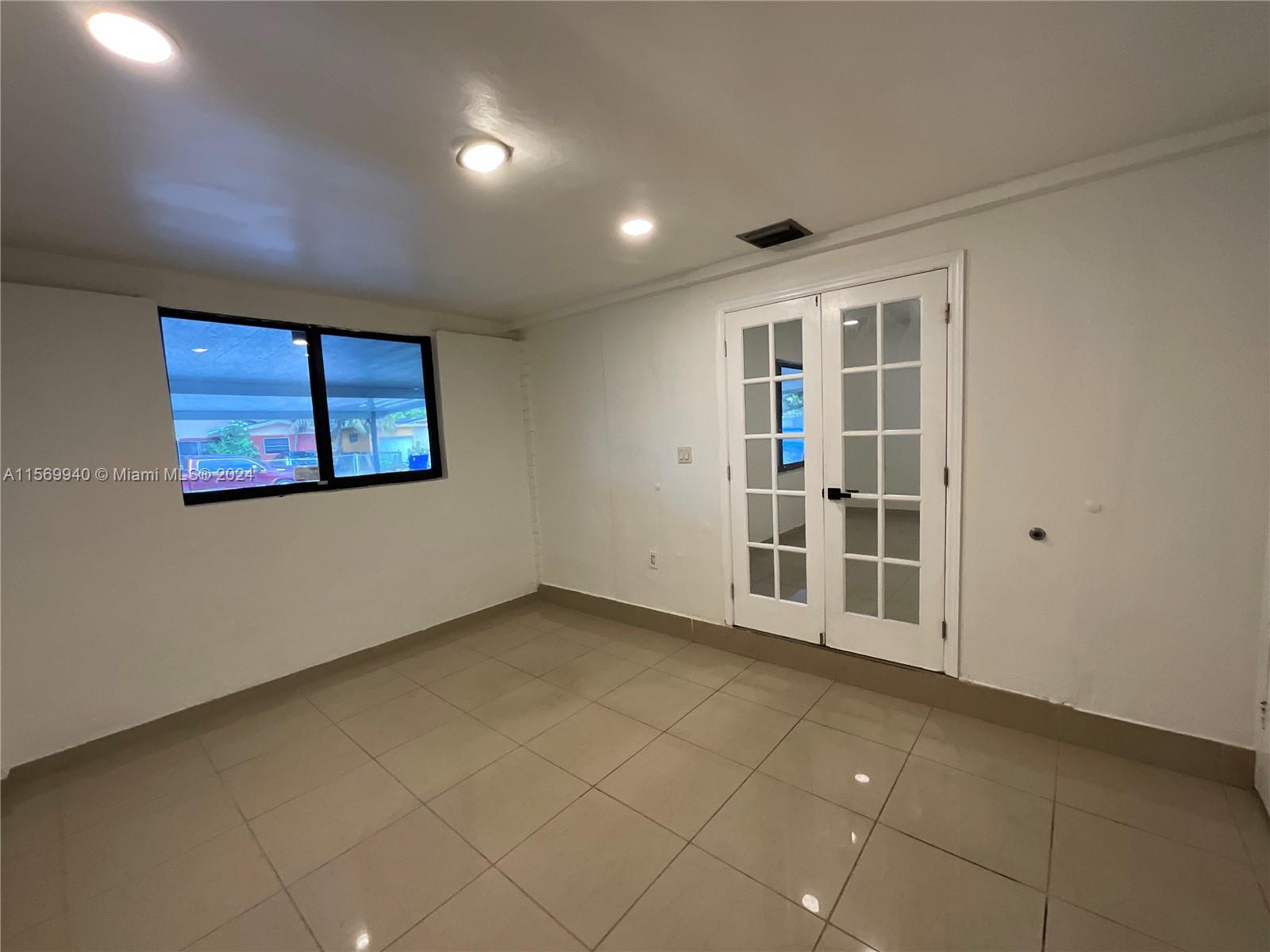 288 NW 47th St, Miami, Florida 33127, 4 Bedrooms Bedrooms, ,2 BathroomsBathrooms,Residentiallease,For Rent,288 NW 47th St,A11569940