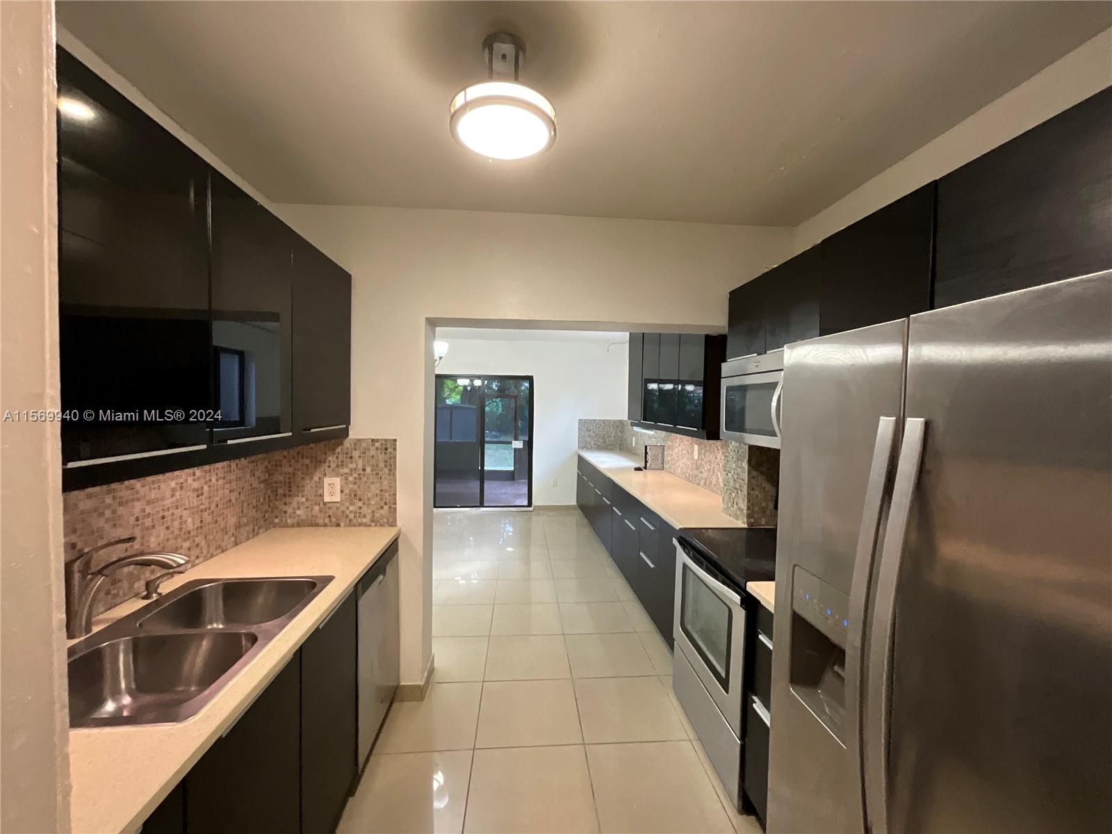 288 NW 47th St, Miami, Florida 33127, 4 Bedrooms Bedrooms, ,2 BathroomsBathrooms,Residentiallease,For Rent,288 NW 47th St,A11569940