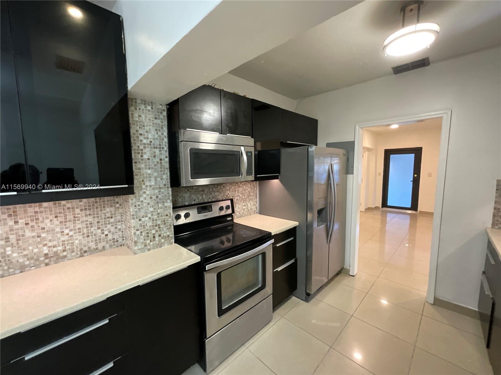 288 NW 47th St, Miami, Florida 33127, 4 Bedrooms Bedrooms, ,2 BathroomsBathrooms,Residentiallease,For Rent,288 NW 47th St,A11569940