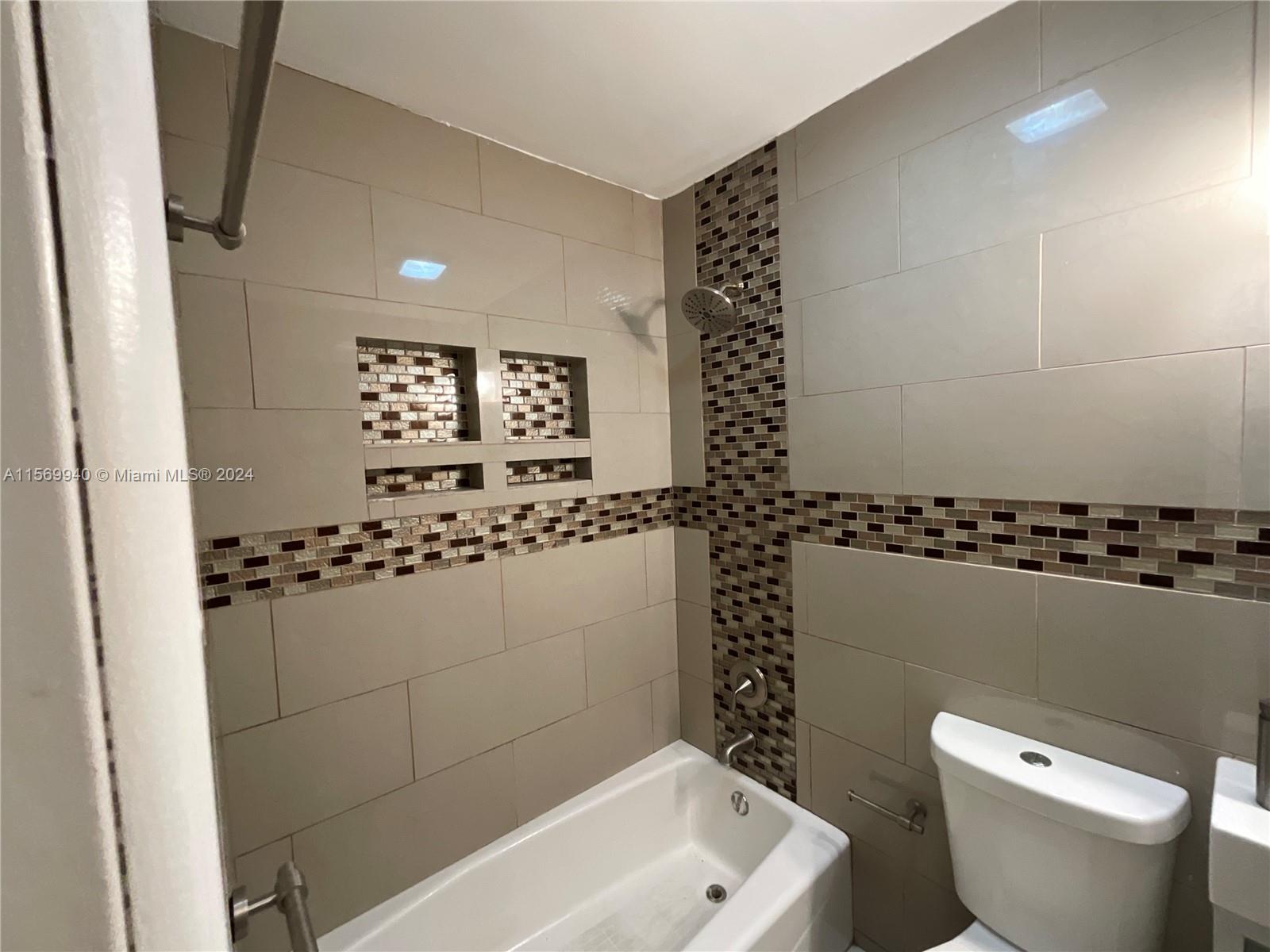 288 NW 47th St, Miami, Florida 33127, 4 Bedrooms Bedrooms, ,2 BathroomsBathrooms,Residentiallease,For Rent,288 NW 47th St,A11569940