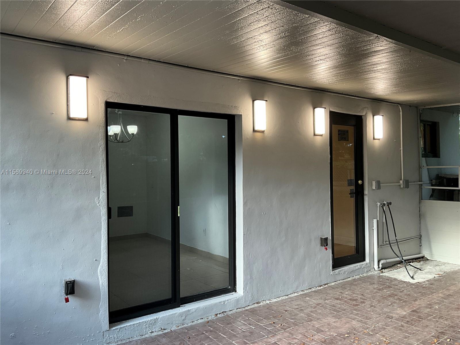288 NW 47th St, Miami, Florida 33127, 4 Bedrooms Bedrooms, ,2 BathroomsBathrooms,Residentiallease,For Rent,288 NW 47th St,A11569940