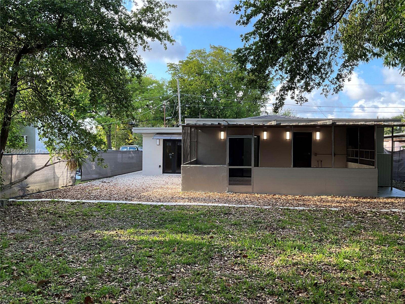 288 NW 47th St, Miami, Florida 33127, 4 Bedrooms Bedrooms, ,2 BathroomsBathrooms,Residentiallease,For Rent,288 NW 47th St,A11569940