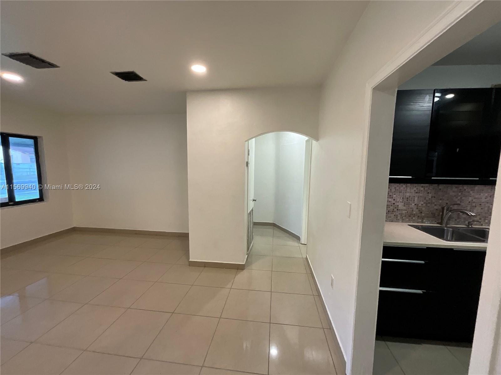 288 NW 47th St, Miami, Florida 33127, 4 Bedrooms Bedrooms, ,2 BathroomsBathrooms,Residentiallease,For Rent,288 NW 47th St,A11569940