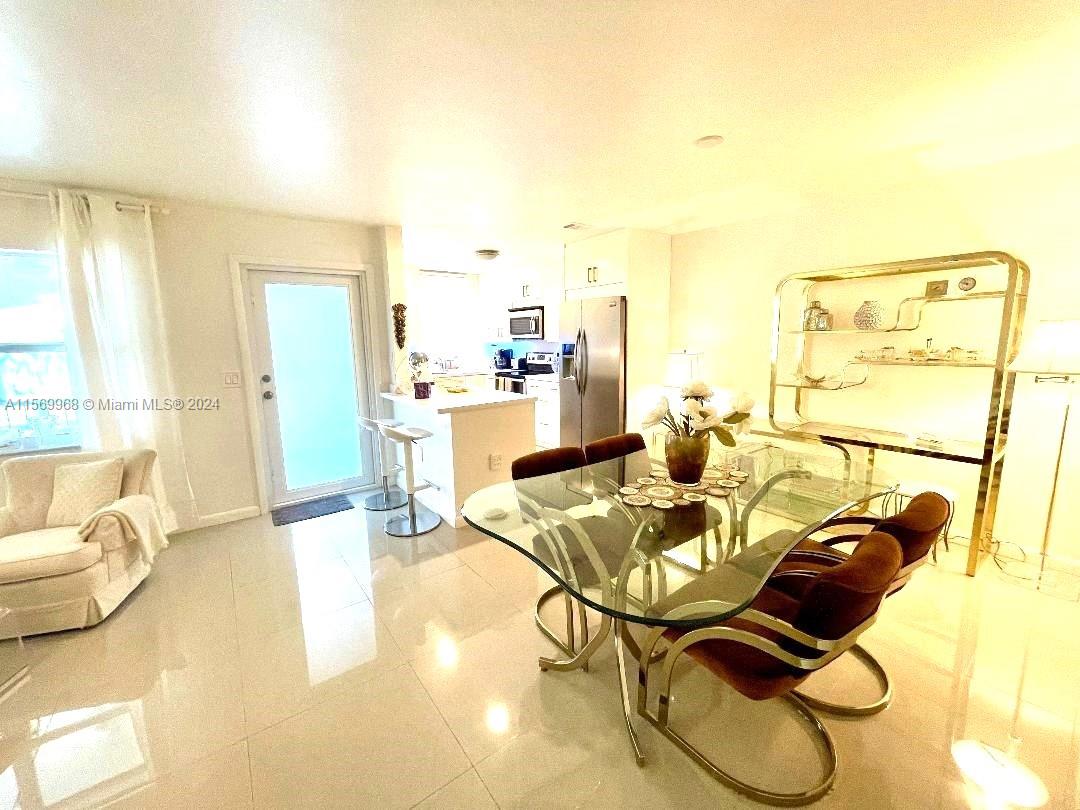 580 Egret Dr 308, Hallandale Beach, Florida 33009, 2 Bedrooms Bedrooms, ,2 BathroomsBathrooms,Residentiallease,For Rent,580 Egret Dr 308,A11569968