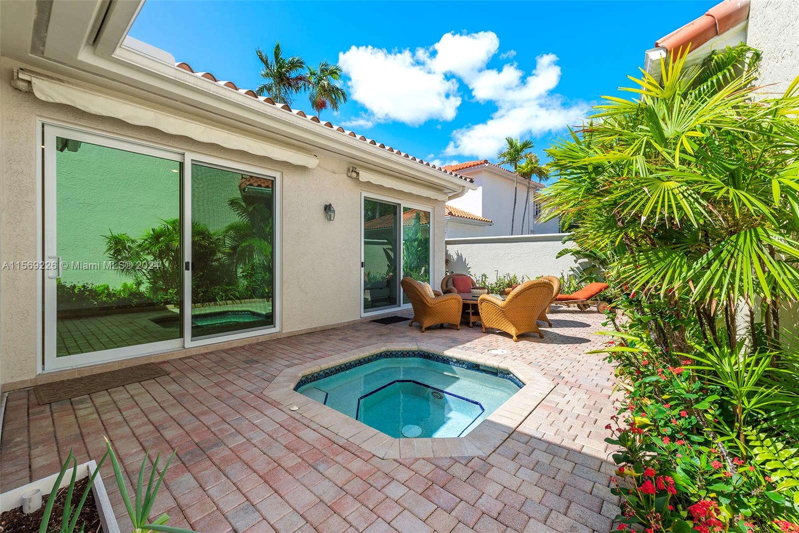 1458 Mariner Way, Hollywood, Florida 33019, 2 Bedrooms Bedrooms, ,2 BathroomsBathrooms,Residential,For Sale,1458 Mariner Way,A11569226