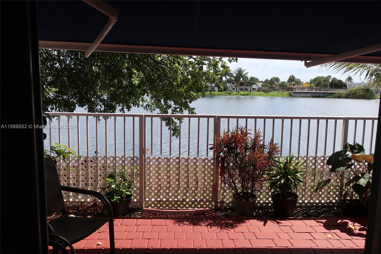 6910 NW 173rd Dr 1007, Hialeah, Florida 33015, 2 Bedrooms Bedrooms, ,2 BathroomsBathrooms,Residential,For Sale,6910 NW 173rd Dr 1007,A11569552