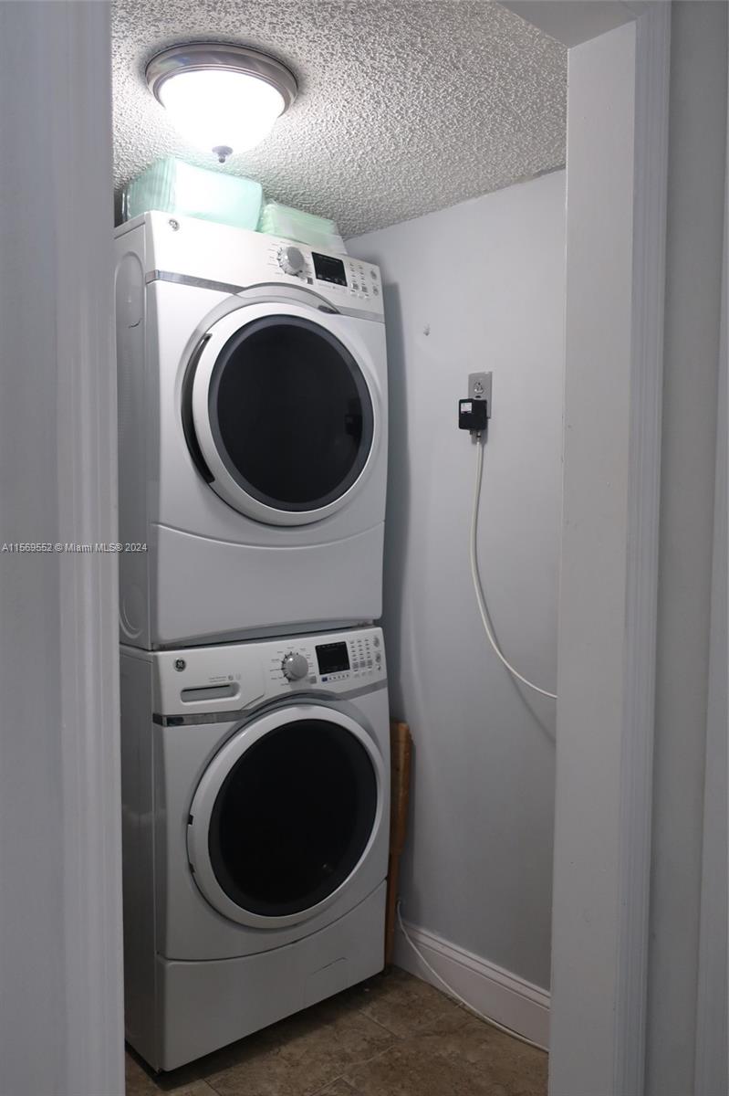 6910 NW 173rd Dr 1007, Hialeah, Florida 33015, 2 Bedrooms Bedrooms, ,2 BathroomsBathrooms,Residential,For Sale,6910 NW 173rd Dr 1007,A11569552