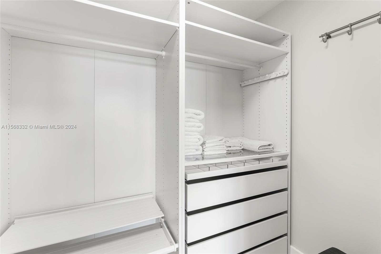 3131 NE 7th Ave 1004, Miami, Florida 33137, 3 Bedrooms Bedrooms, ,3 BathroomsBathrooms,Residential,For Sale,3131 NE 7th Ave 1004,A11568332