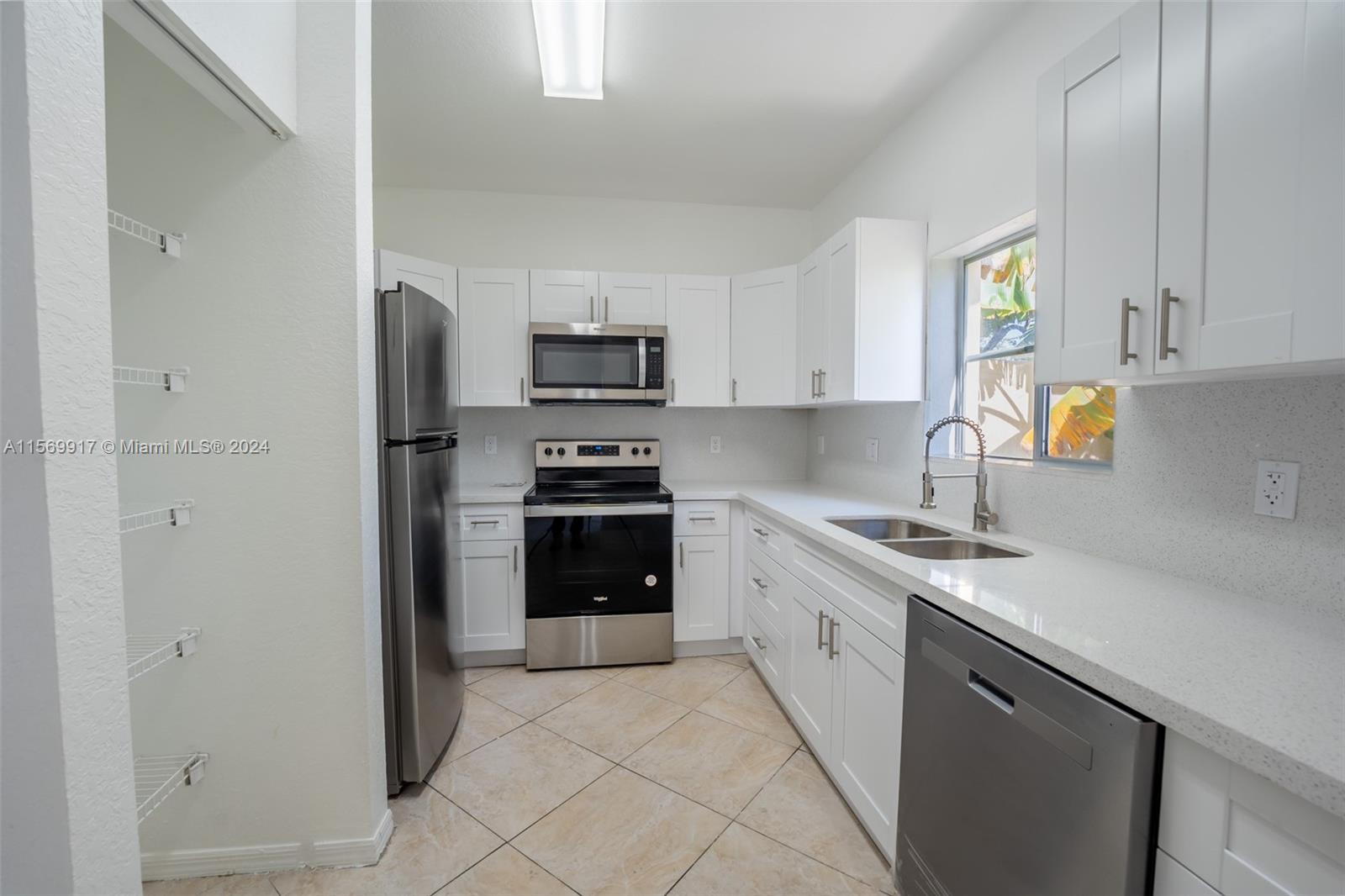 11338 NW 33rd St, Sunrise, Florida 33323, 3 Bedrooms Bedrooms, ,2 BathroomsBathrooms,Residential,For Sale,11338 NW 33rd St,A11569917