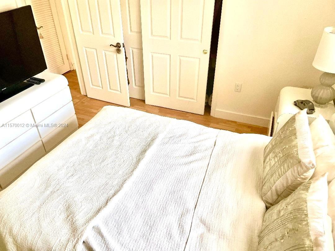 465 Paradise Isle Blvd 101, Hallandale Beach, Florida 33009, 2 Bedrooms Bedrooms, ,2 BathroomsBathrooms,Residentiallease,For Rent,465 Paradise Isle Blvd 101,A11570012