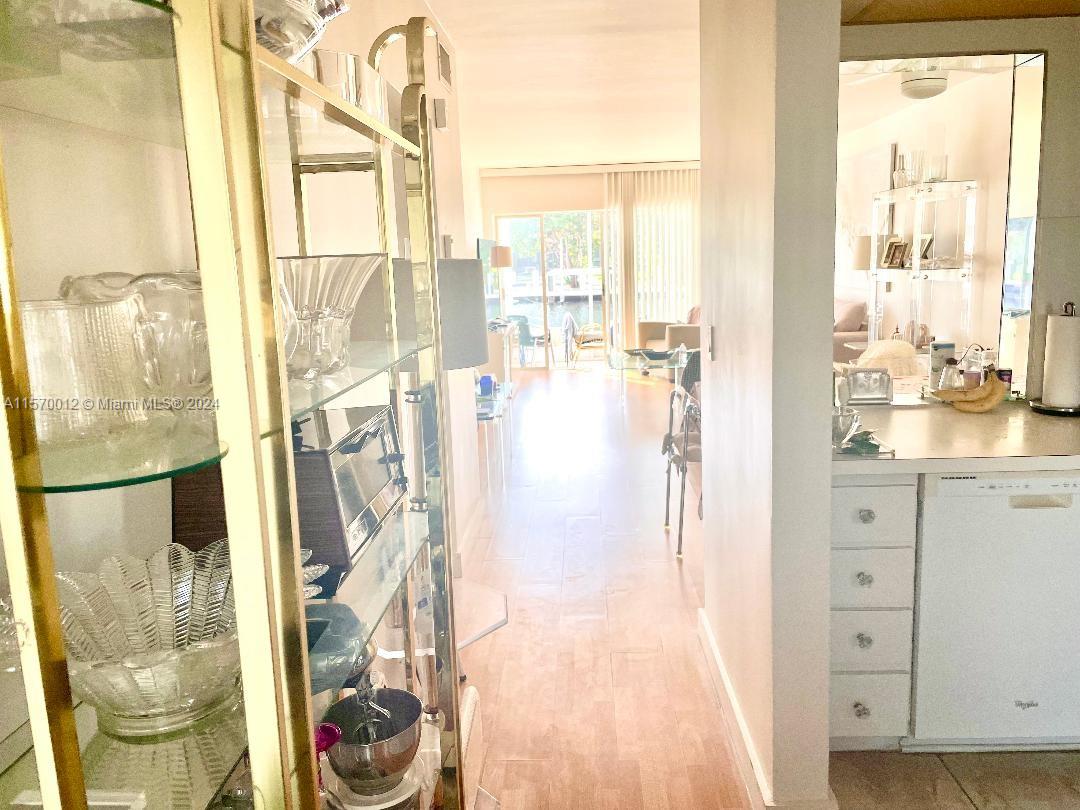 465 Paradise Isle Blvd 101, Hallandale Beach, Florida 33009, 2 Bedrooms Bedrooms, ,2 BathroomsBathrooms,Residentiallease,For Rent,465 Paradise Isle Blvd 101,A11570012