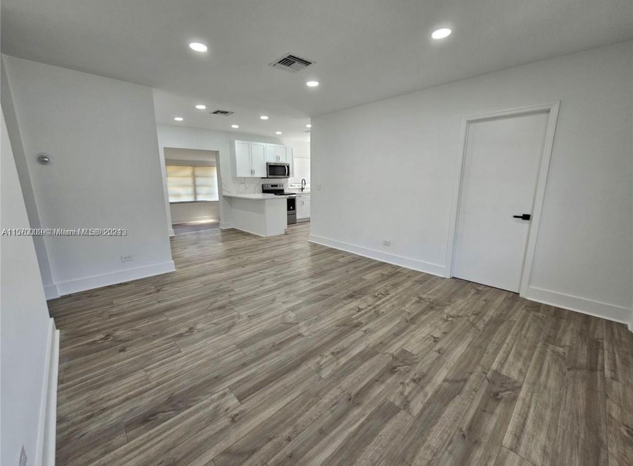 118 NE 116th St, Miami, Florida 33161, 3 Bedrooms Bedrooms, ,2 BathroomsBathrooms,Residentiallease,For Rent,118 NE 116th St,A11570009