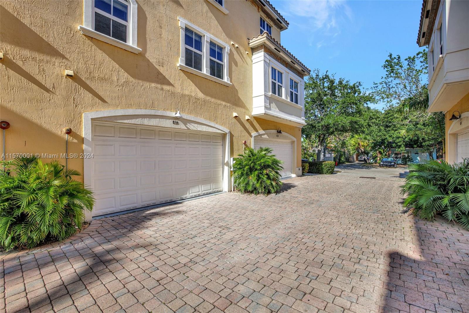 House for Sale in Fort Lauderdale, FL