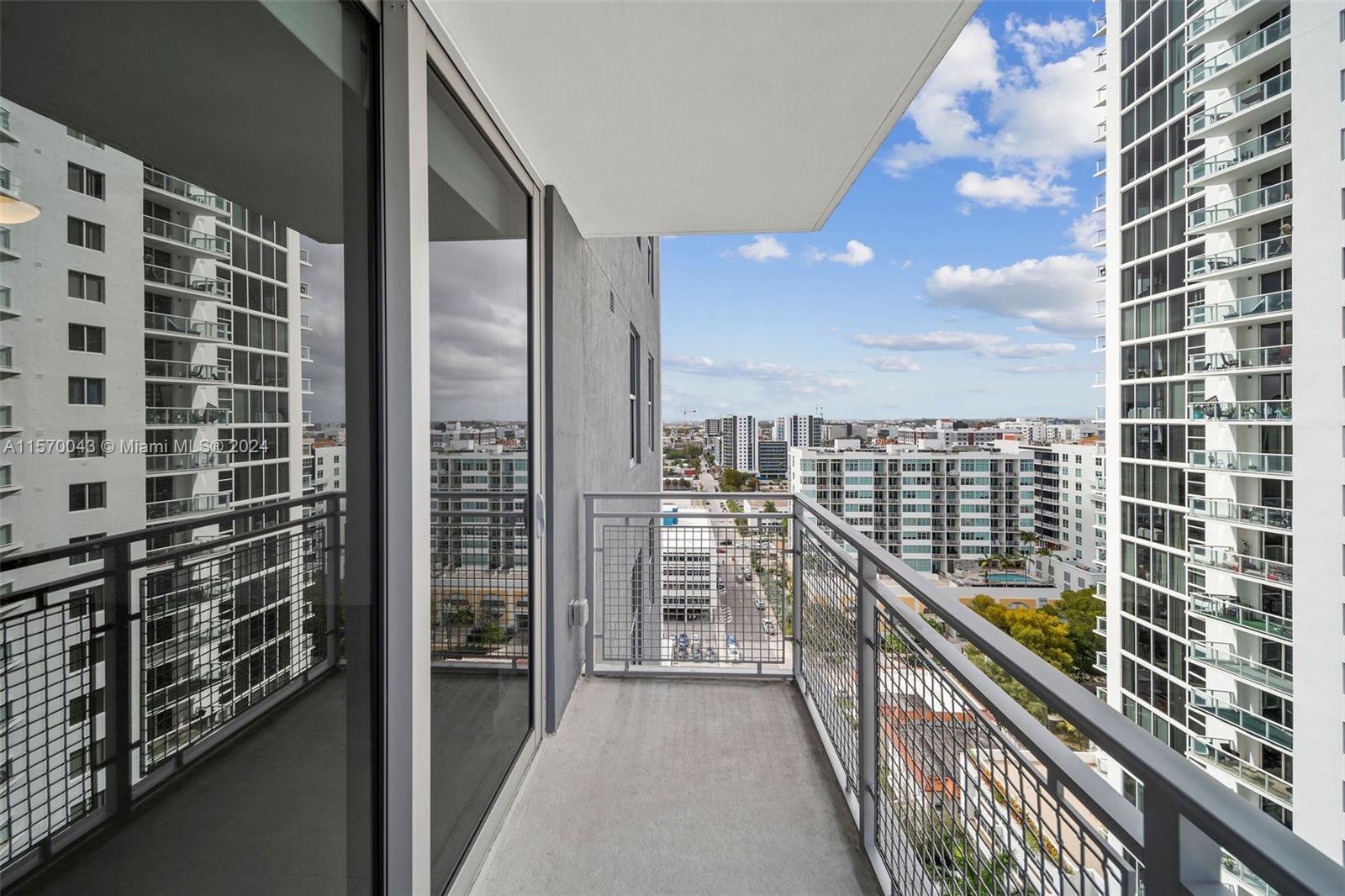 2150 N Bayshore Dr 0609, Miami, Florida 33137, 3 Bedrooms Bedrooms, ,2 BathroomsBathrooms,Residentiallease,For Rent,2150 N Bayshore Dr 0609,A11570043