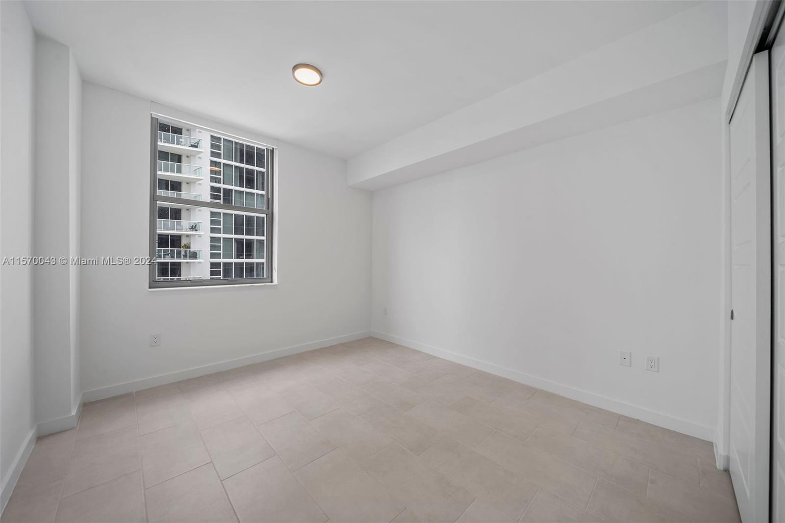 2150 N Bayshore Dr 0609, Miami, Florida 33137, 3 Bedrooms Bedrooms, ,2 BathroomsBathrooms,Residentiallease,For Rent,2150 N Bayshore Dr 0609,A11570043