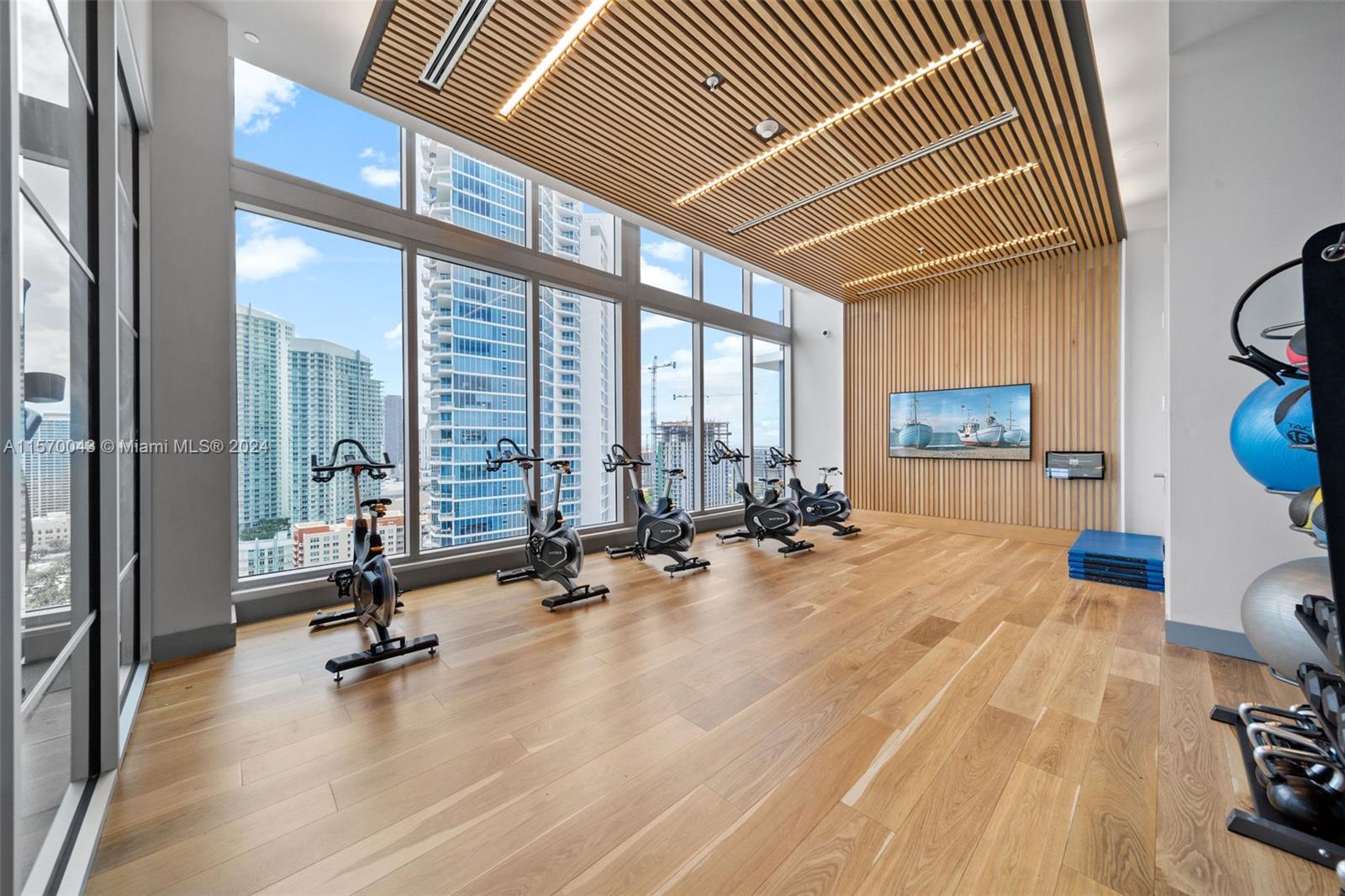 2150 N Bayshore Dr 0609, Miami, Florida 33137, 3 Bedrooms Bedrooms, ,2 BathroomsBathrooms,Residentiallease,For Rent,2150 N Bayshore Dr 0609,A11570043