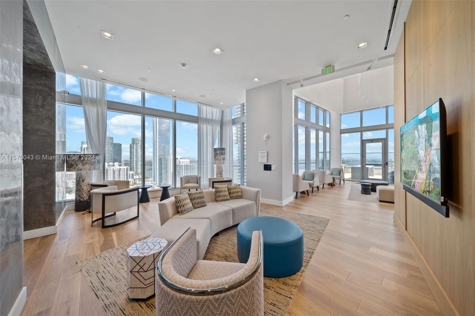 2150 N Bayshore Dr 0609, Miami, Florida 33137, 3 Bedrooms Bedrooms, ,2 BathroomsBathrooms,Residentiallease,For Rent,2150 N Bayshore Dr 0609,A11570043