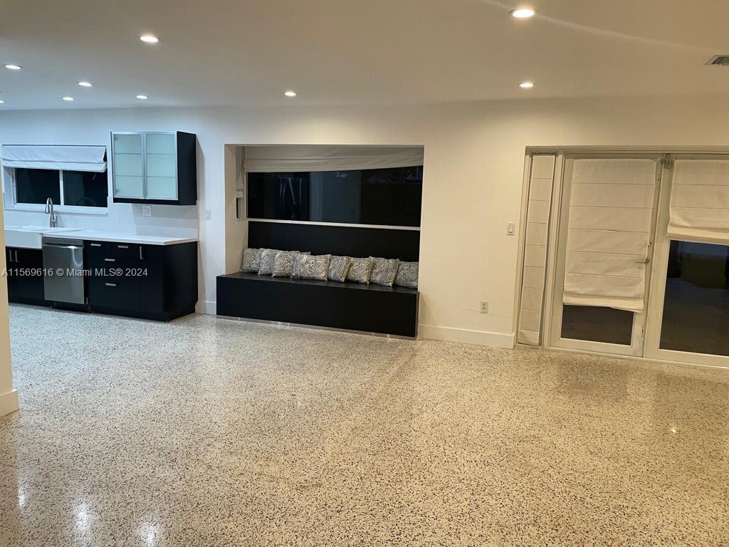 2837 SW 126th Ave 1, Miami, Florida 33175, 3 Bedrooms Bedrooms, ,2 BathroomsBathrooms,Residentiallease,For Rent,2837 SW 126th Ave 1,A11569616