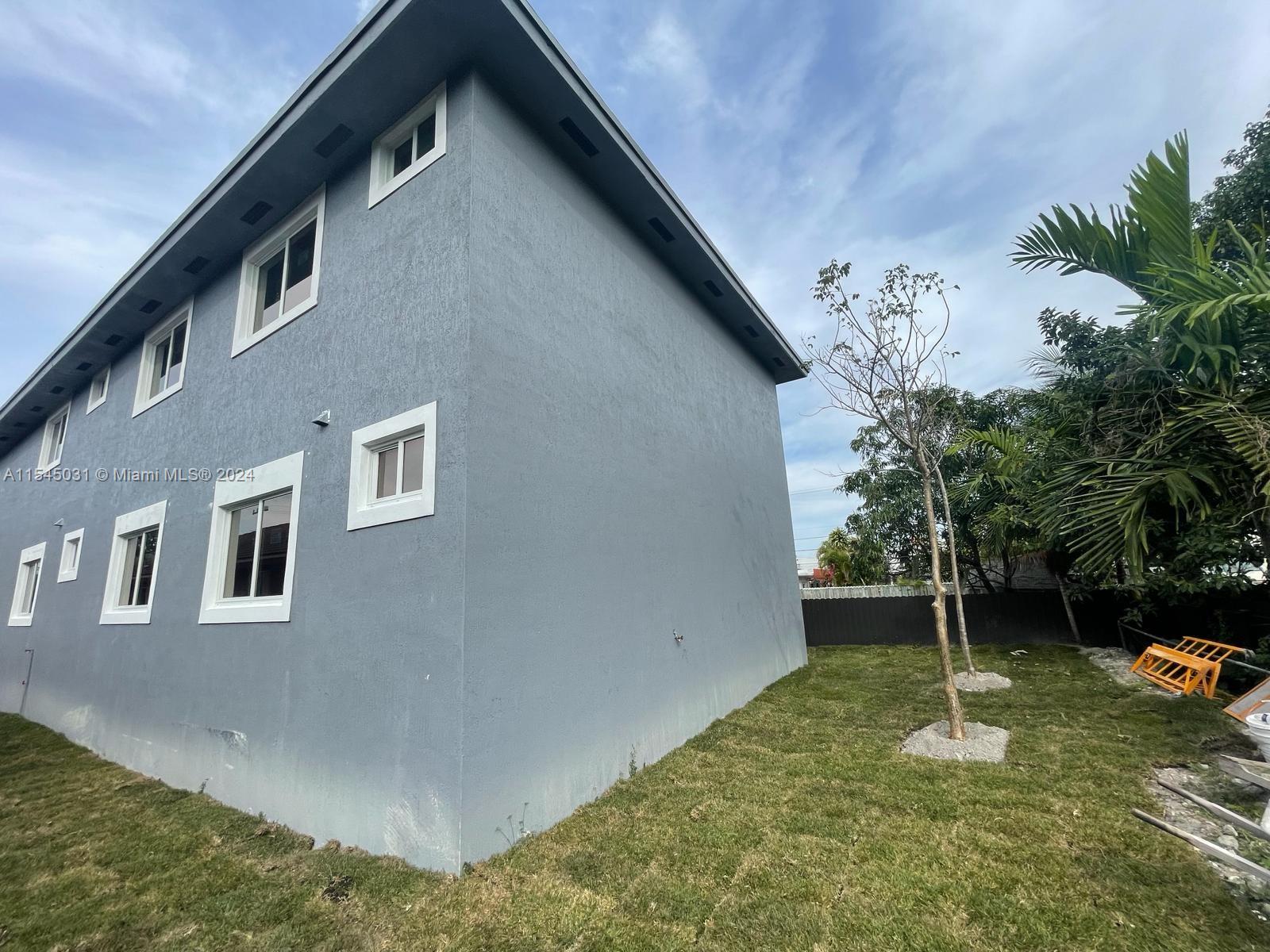 1961 NW 25th Ave 2, Miami, Florida 33125, 5 Bedrooms Bedrooms, ,3 BathroomsBathrooms,Residentiallease,For Rent,1961 NW 25th Ave 2,A11545031