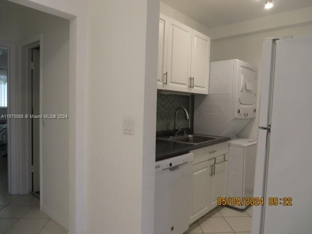 815 SW 10th Ter 10V, Hallandale Beach, Florida 33009, 1 Bedroom Bedrooms, ,1 BathroomBathrooms,Residential,For Sale,815 SW 10th Ter 10V,A11570068