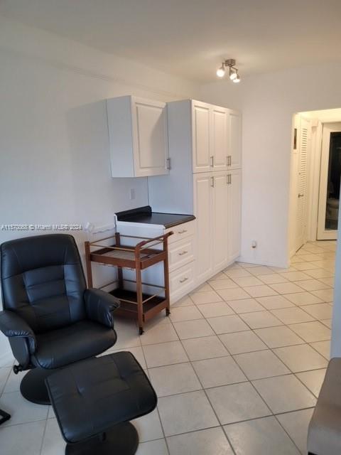 815 SW 10th Ter 10V, Hallandale Beach, Florida 33009, 1 Bedroom Bedrooms, ,1 BathroomBathrooms,Residential,For Sale,815 SW 10th Ter 10V,A11570068