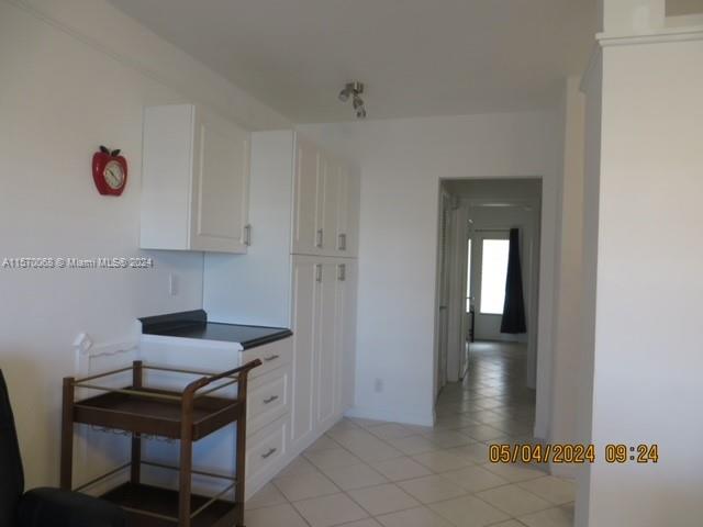 815 SW 10th Ter 10V, Hallandale Beach, Florida 33009, 1 Bedroom Bedrooms, ,1 BathroomBathrooms,Residential,For Sale,815 SW 10th Ter 10V,A11570068