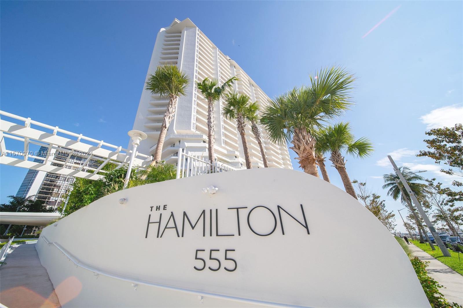 555 NE 34th St 0705, Miami, Florida 33137, 2 Bedrooms Bedrooms, ,2 BathroomsBathrooms,Residentiallease,For Rent,555 NE 34th St 0705,A11570070