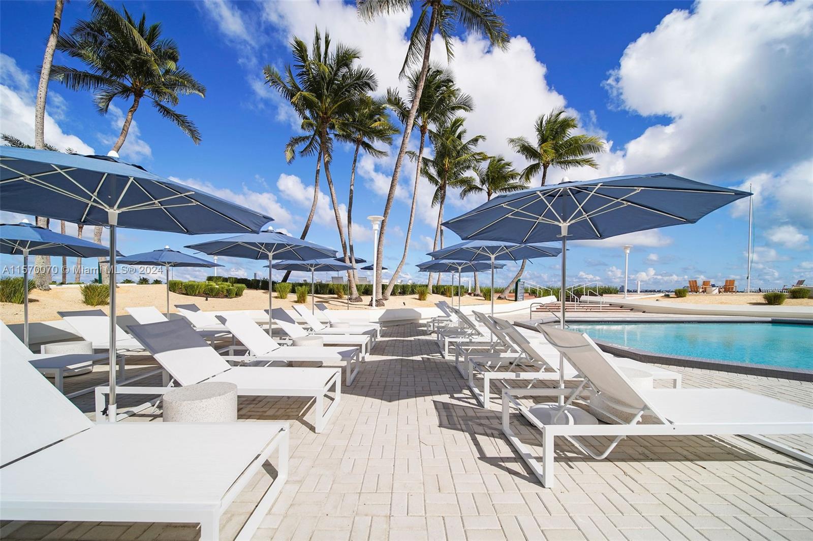 555 NE 34th St 0705, Miami, Florida 33137, 2 Bedrooms Bedrooms, ,2 BathroomsBathrooms,Residentiallease,For Rent,555 NE 34th St 0705,A11570070