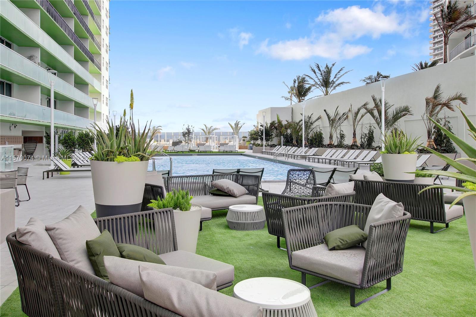 1756 N Bayshore Dr 17C, Miami, Florida 33132, 1 Bedroom Bedrooms, ,1 BathroomBathrooms,Residentiallease,For Rent,1756 N Bayshore Dr 17C,A11570074
