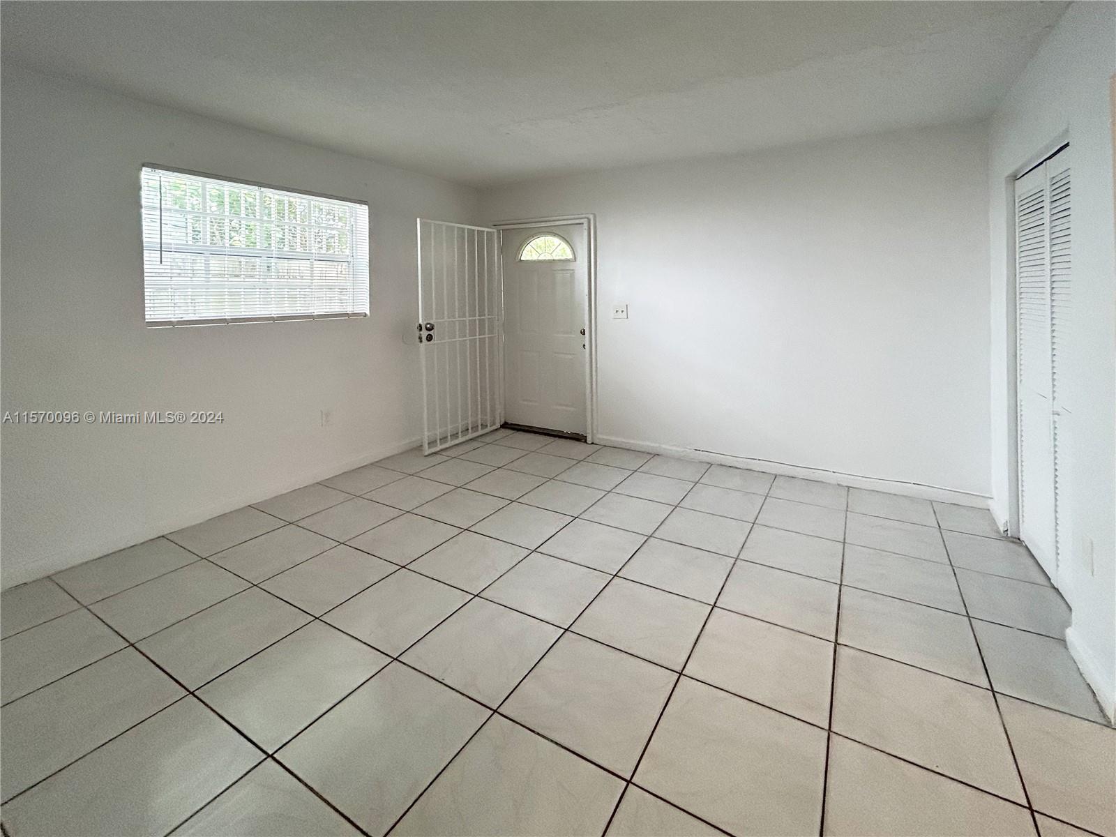 220 NW 59th St 222, Miami, Florida 33127, 3 Bedrooms Bedrooms, ,1 BathroomBathrooms,Residentiallease,For Rent,220 NW 59th St 222,A11570096
