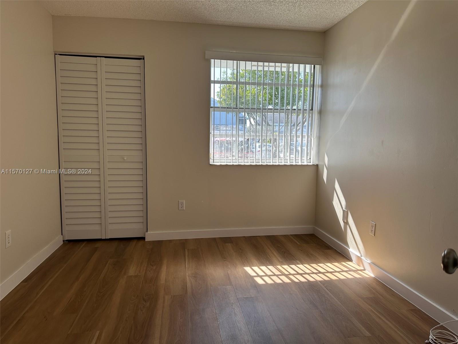 2637 SE 19th Ct 107-C, Homestead, Florida 33035, 3 Bedrooms Bedrooms, ,2 BathroomsBathrooms,Residentiallease,For Rent,2637 SE 19th Ct 107-C,A11570127