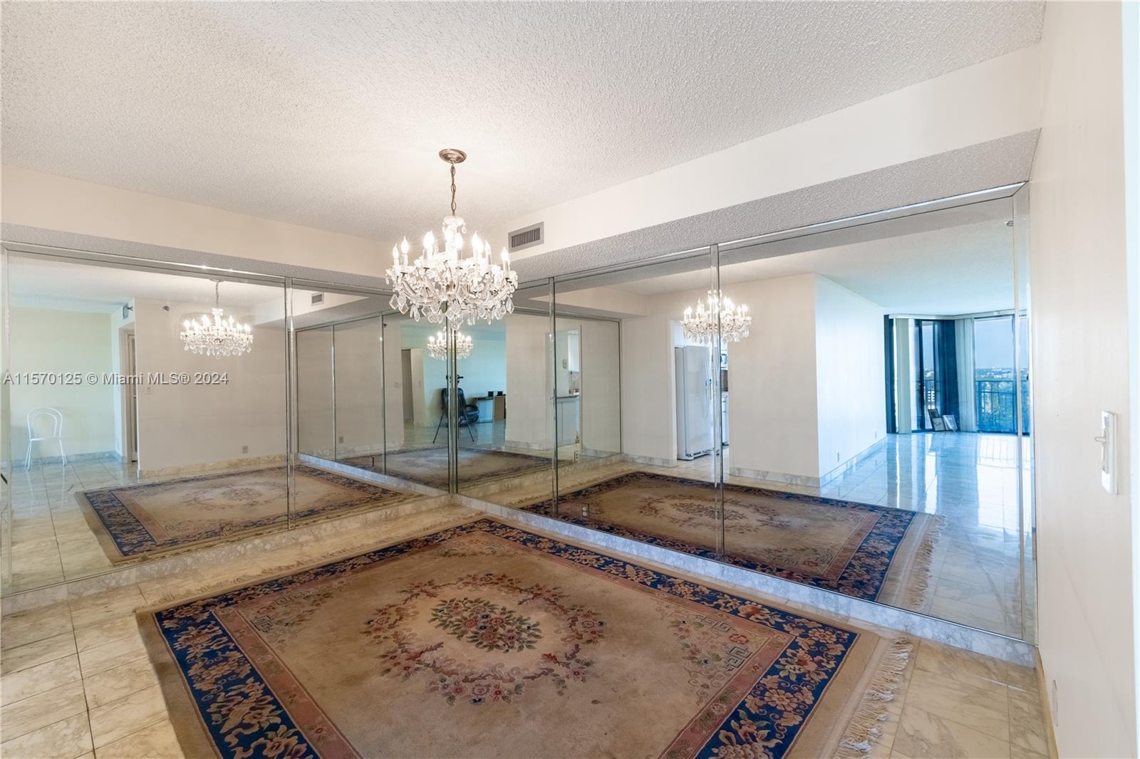 2000 Towerside Ter 1807, Miami, Florida 33138, 2 Bedrooms Bedrooms, ,2 BathroomsBathrooms,Residentiallease,For Rent,2000 Towerside Ter 1807,A11570125