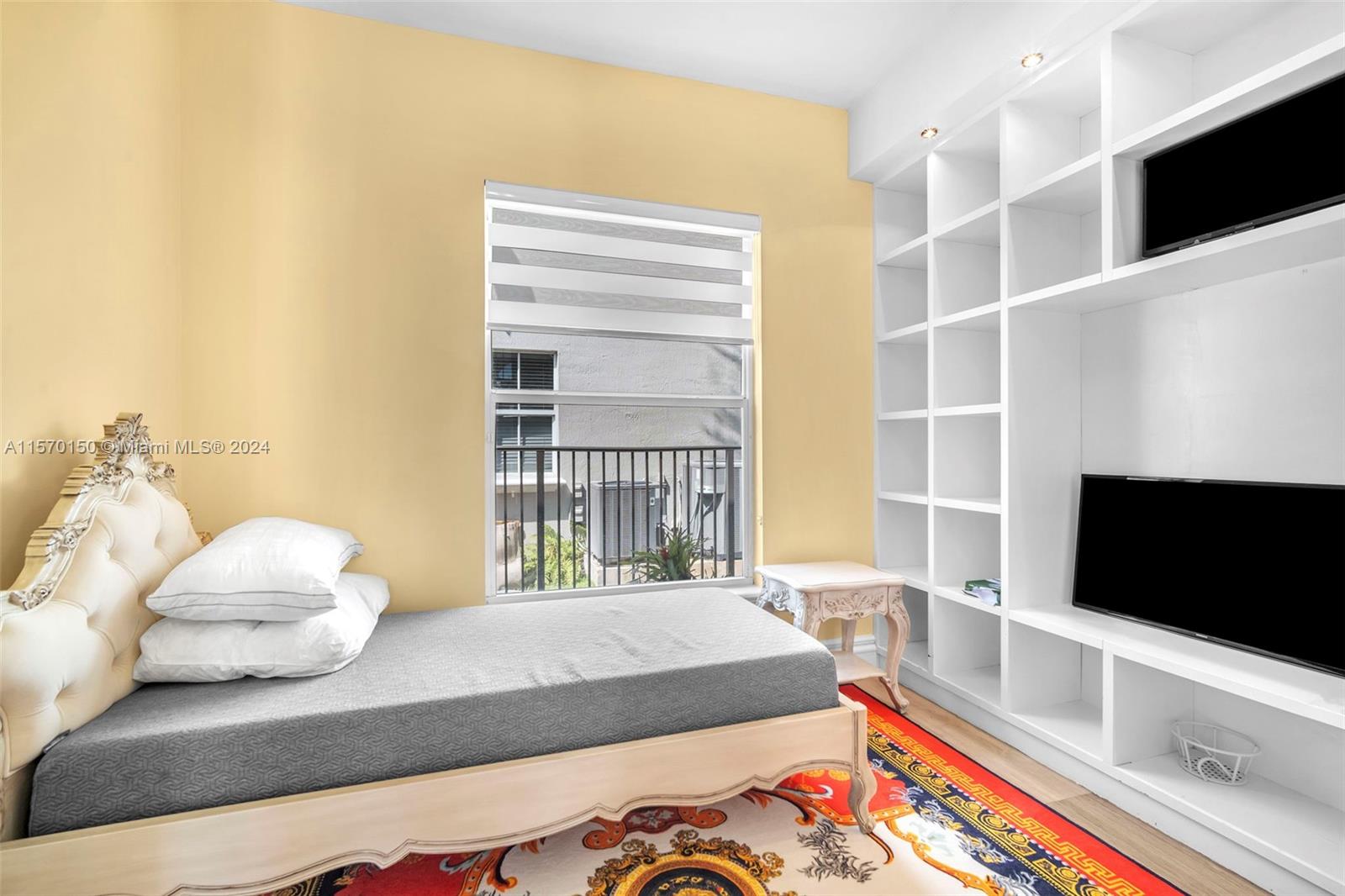 Hollywood, Florida 33019, 5 Bedrooms Bedrooms, ,5 BathroomsBathrooms,Residential,For Sale,A11570150