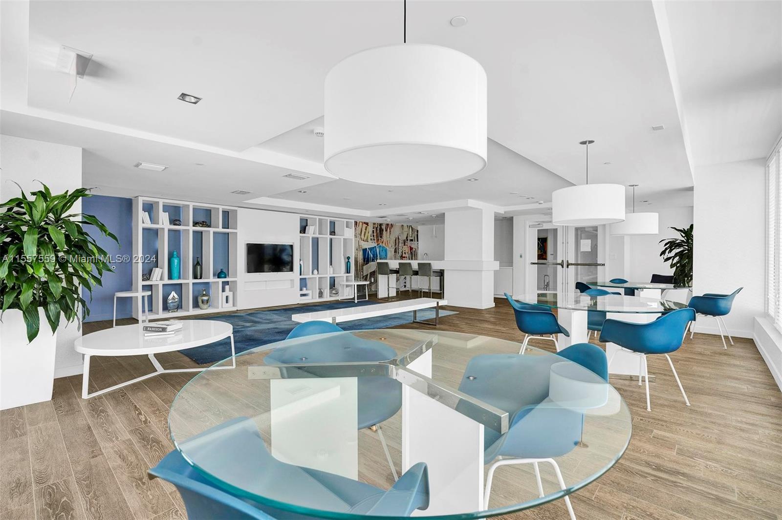 4250 Biscayne Blvd 819, Miami, Florida 33137, 2 Bedrooms Bedrooms, ,2 BathroomsBathrooms,Residentiallease,For Rent,4250 Biscayne Blvd 819,A11557559