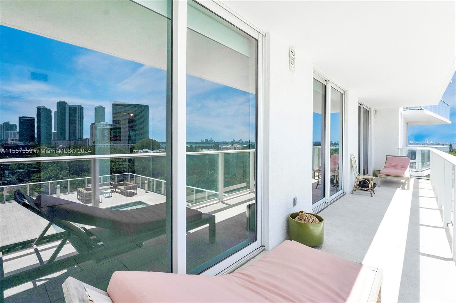 4250 Biscayne Blvd 819, Miami, Florida 33137, 2 Bedrooms Bedrooms, ,2 BathroomsBathrooms,Residentiallease,For Rent,4250 Biscayne Blvd 819,A11557559
