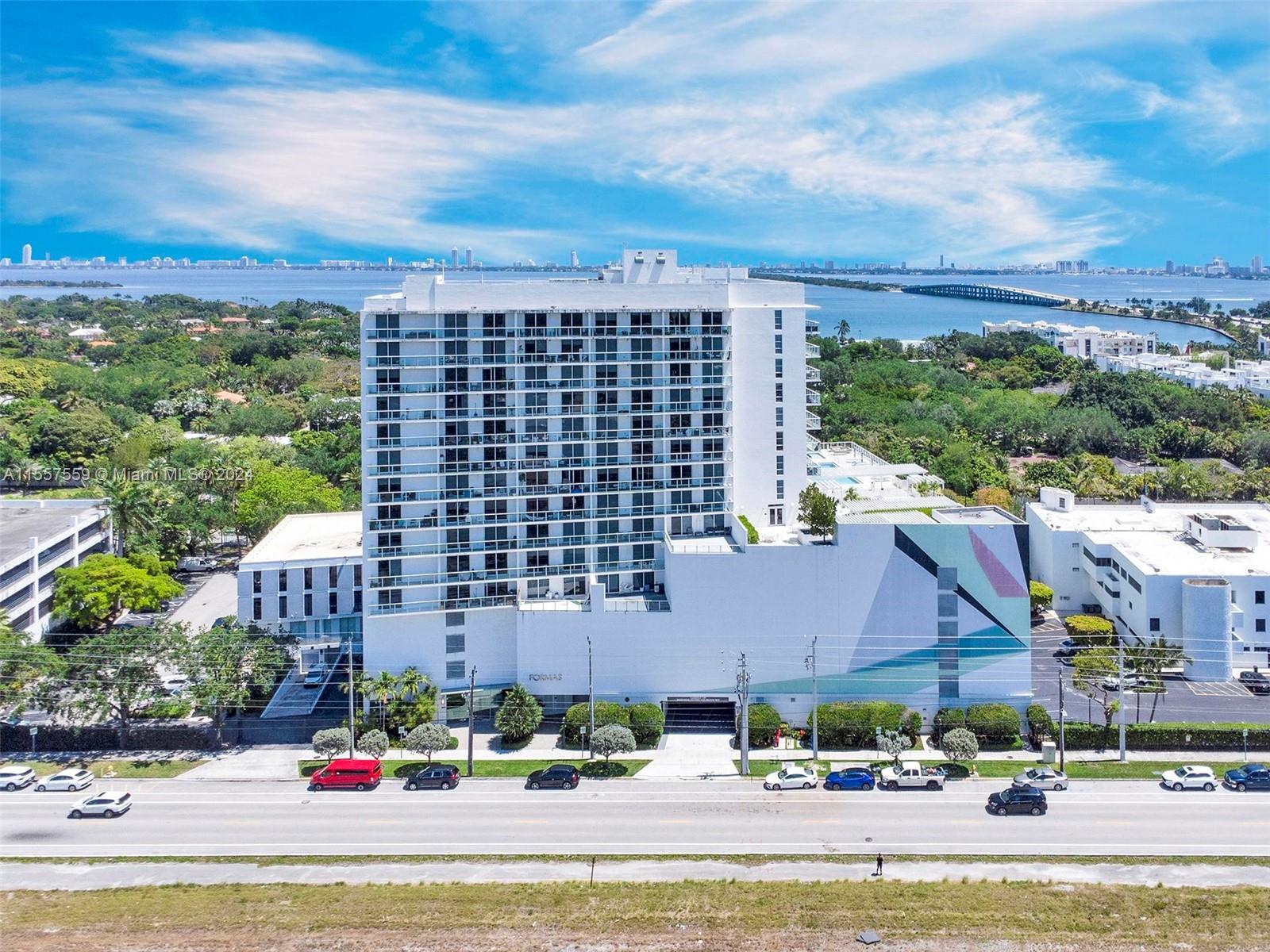 4250 Biscayne Blvd 819, Miami, Florida 33137, 2 Bedrooms Bedrooms, ,2 BathroomsBathrooms,Residentiallease,For Rent,4250 Biscayne Blvd 819,A11557559