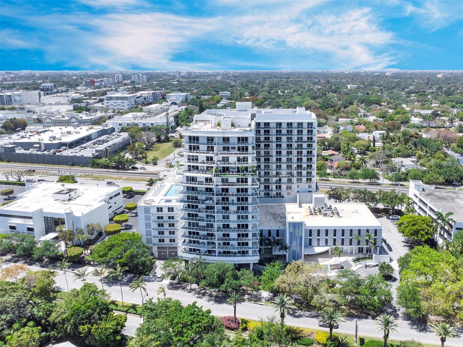 4250 Biscayne Blvd 819, Miami, Florida 33137, 2 Bedrooms Bedrooms, ,2 BathroomsBathrooms,Residentiallease,For Rent,4250 Biscayne Blvd 819,A11557559
