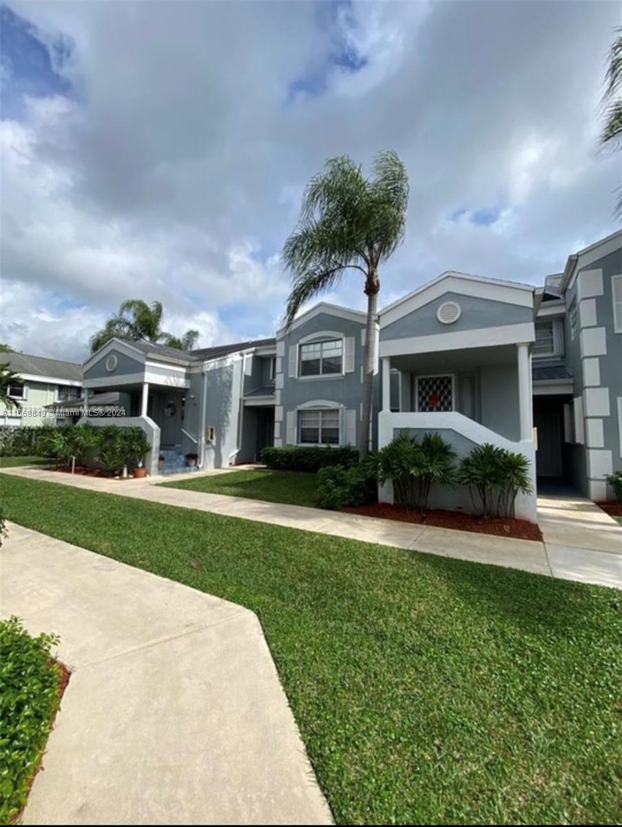 2019 SE 27th Dr 102- 5C, Homestead, Florida 33035, 2 Bedrooms Bedrooms, ,2 BathroomsBathrooms,Residentiallease,For Rent,2019 SE 27th Dr 102- 5C,A11569849