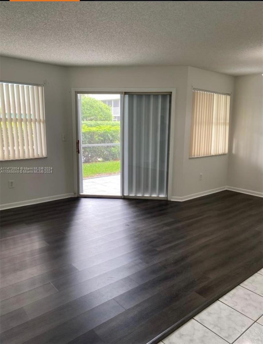 2019 SE 27th Dr 102- 5C, Homestead, Florida 33035, 2 Bedrooms Bedrooms, ,2 BathroomsBathrooms,Residentiallease,For Rent,2019 SE 27th Dr 102- 5C,A11569849