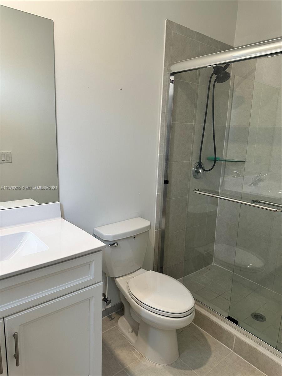 2664 SE 19th St 9, Homestead, Florida 33035, 3 Bedrooms Bedrooms, ,2 BathroomsBathrooms,Residentiallease,For Rent,2664 SE 19th St 9,A11570202