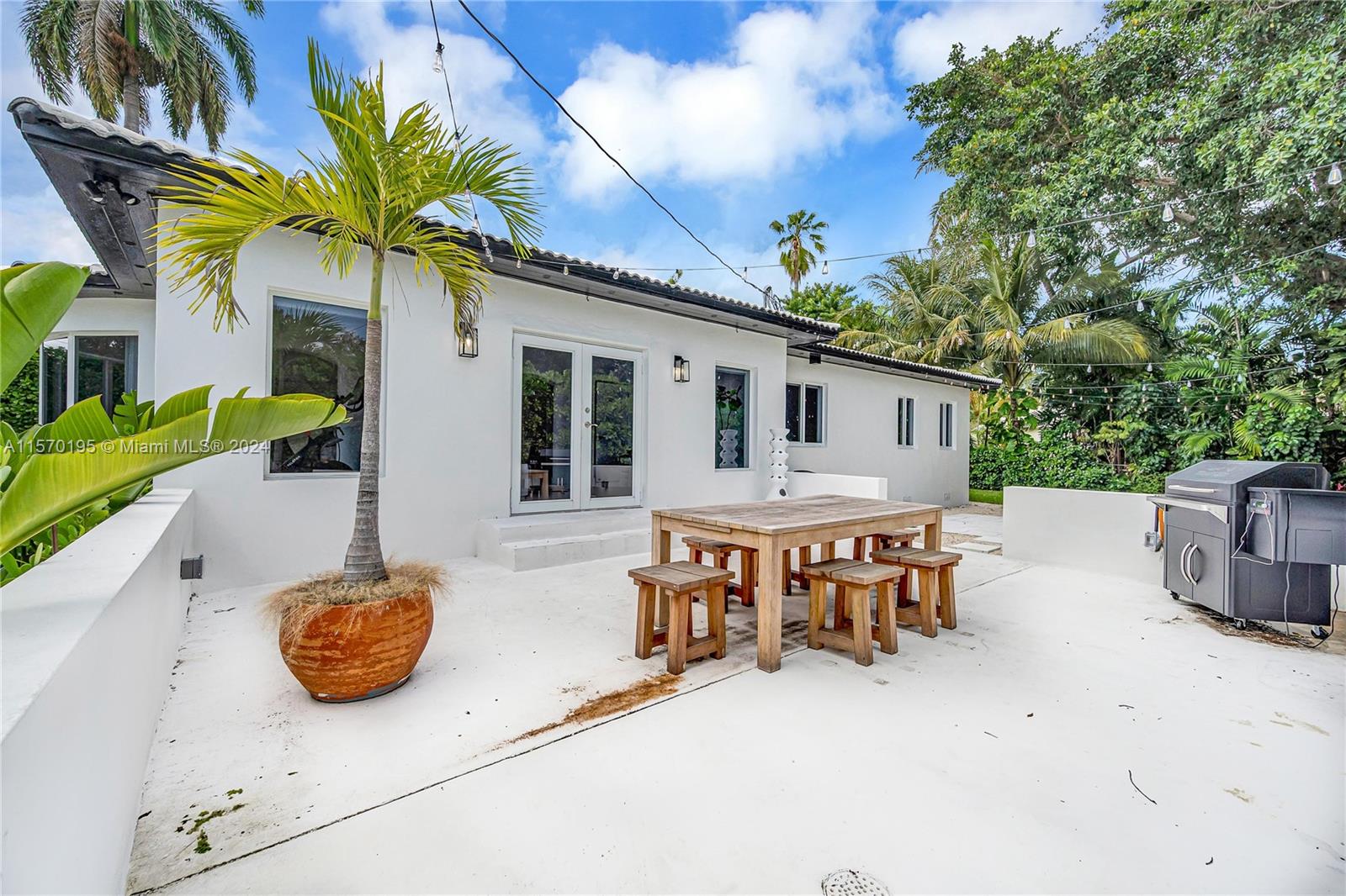 741 NE 87th St, Miami, Florida 33138, 3 Bedrooms Bedrooms, ,2 BathroomsBathrooms,Residentiallease,For Rent,741 NE 87th St,A11570195