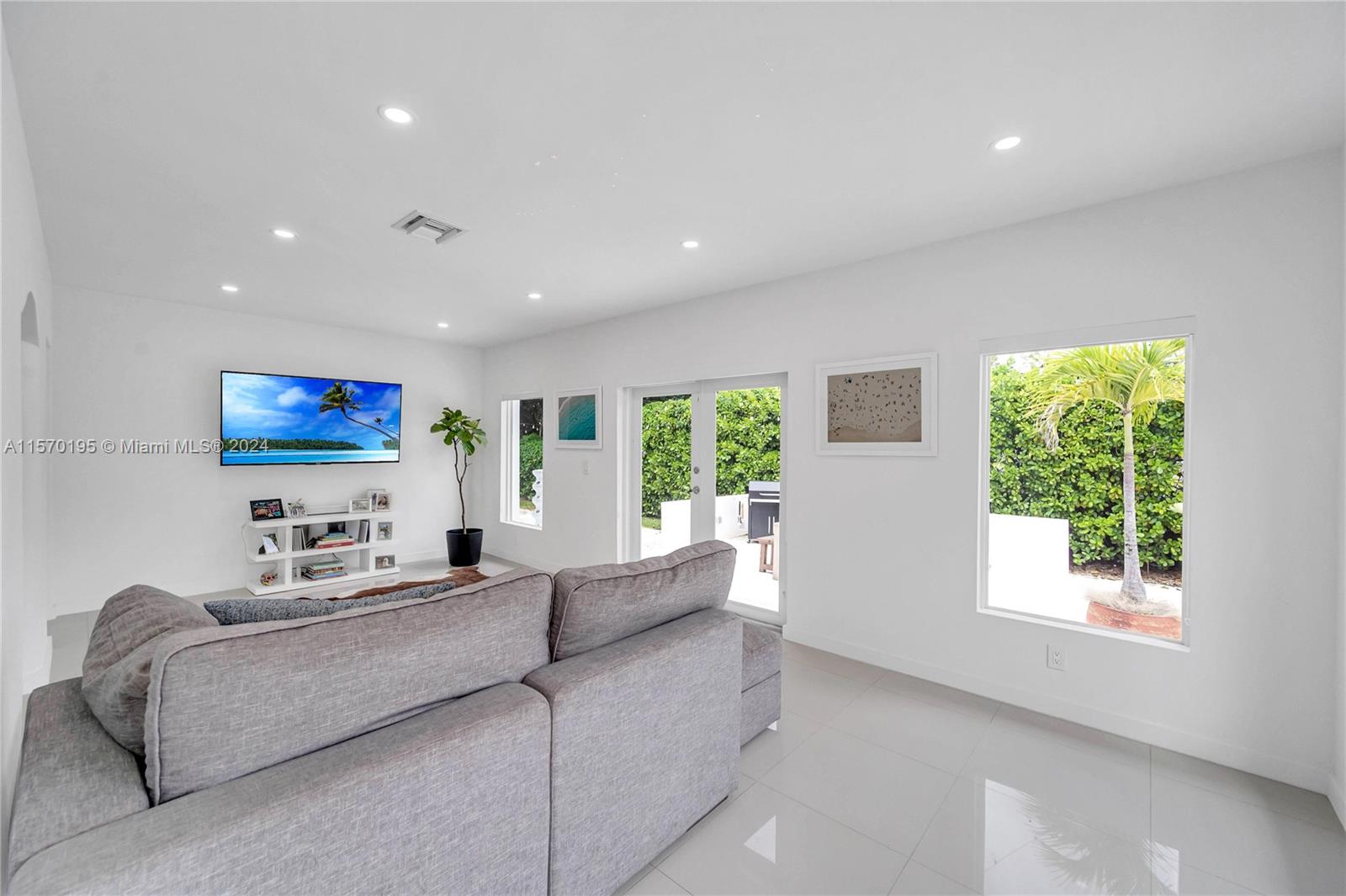 741 NE 87th St, Miami, Florida 33138, 3 Bedrooms Bedrooms, ,2 BathroomsBathrooms,Residentiallease,For Rent,741 NE 87th St,A11570195