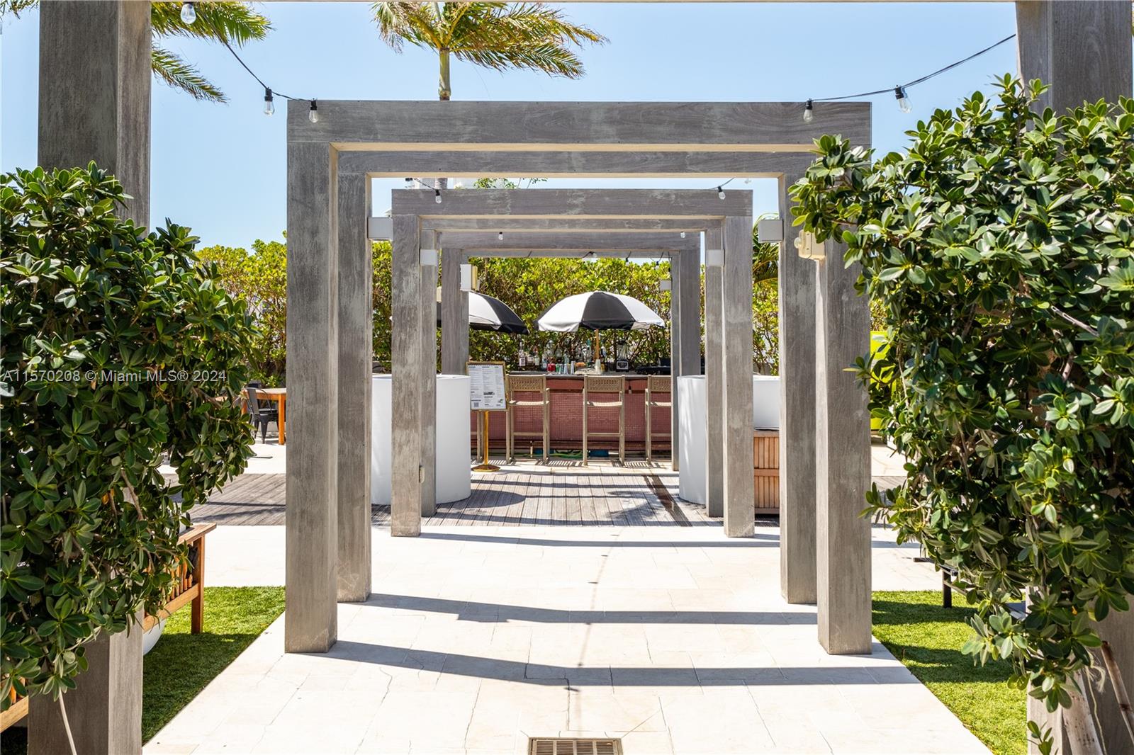 220 21st St 507, Miami Beach, Florida 33139, 1 Bedroom Bedrooms, ,1 BathroomBathrooms,Residential,For Sale,220 21st St 507,A11570208
